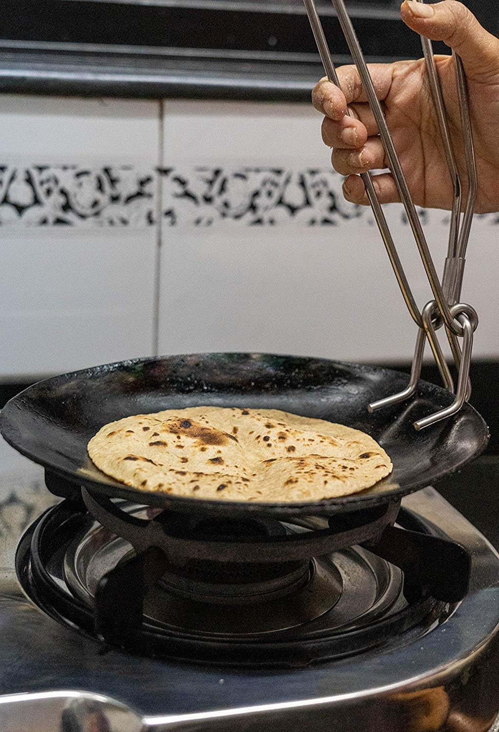 iKonbi Stainless Steel Chapati Roti Chimta with Pakkad Utensil Holder