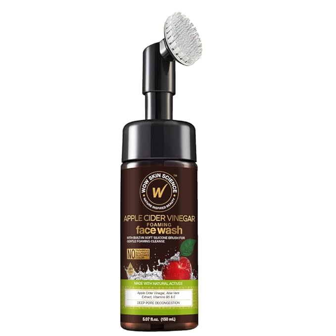 WOW Skin Science Apple Cider Vinegar Foam Exfoliating FaceWash & Brush 5.07 oz
