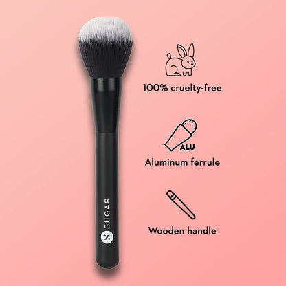 SUGAR Cosmetics Blend Trend Face Brush: 007 Powder