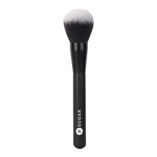 SUGAR Cosmetics Blend Trend Face Brush: 007