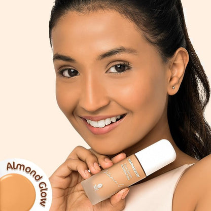 Mamaearth Glow Serum Foundation: 07 Toffee Glow, Vitamin C & Turmeric, 30 ml