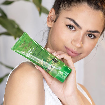WOW Aloe Vera Face Wash: 100 ml