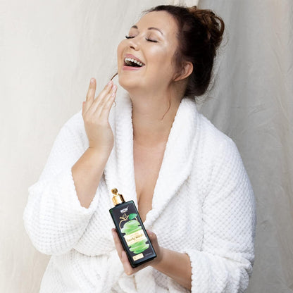 WOW Green Apple Foaming Body Wash: 250 ml