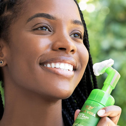 WOW Aloe Vera Face Wash: With Brush, 100 ml