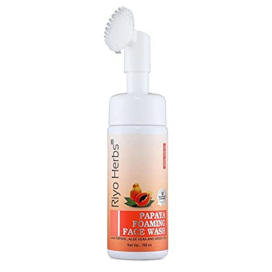 Riyo Herbs Papaya Foaming FaceWash With Attached Silicone Cleanser Brush For Deep Cleansin