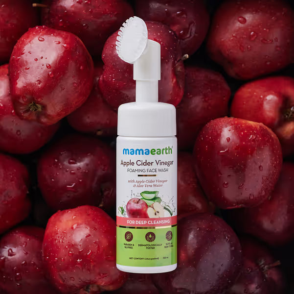 Mamaearth Apple Cider Vinegar Foaming Face Wash with Brush: 150 ml